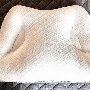 Facelyft Brand Pillow NEW